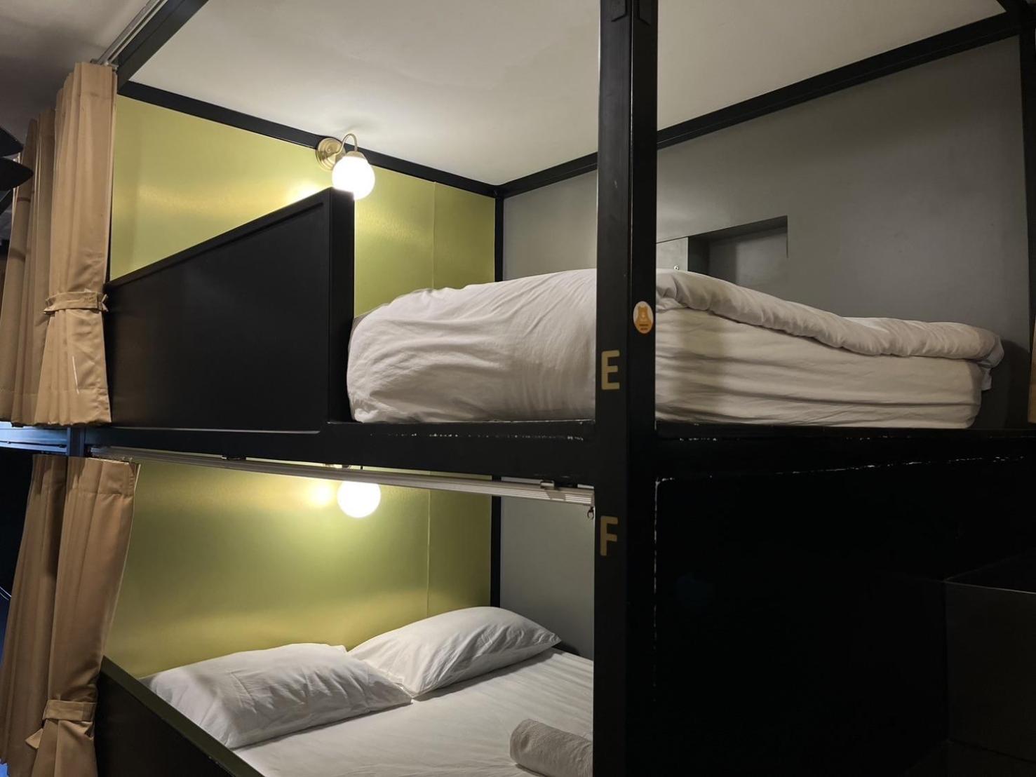 Four Sisters Homestay Bangkok Extérieur photo